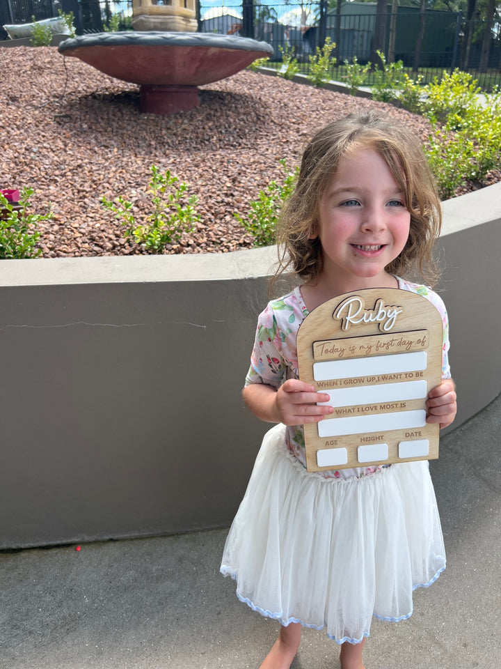 Back to school first/last day personalised board