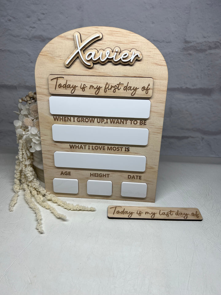 Back to school first/last day personalised board
