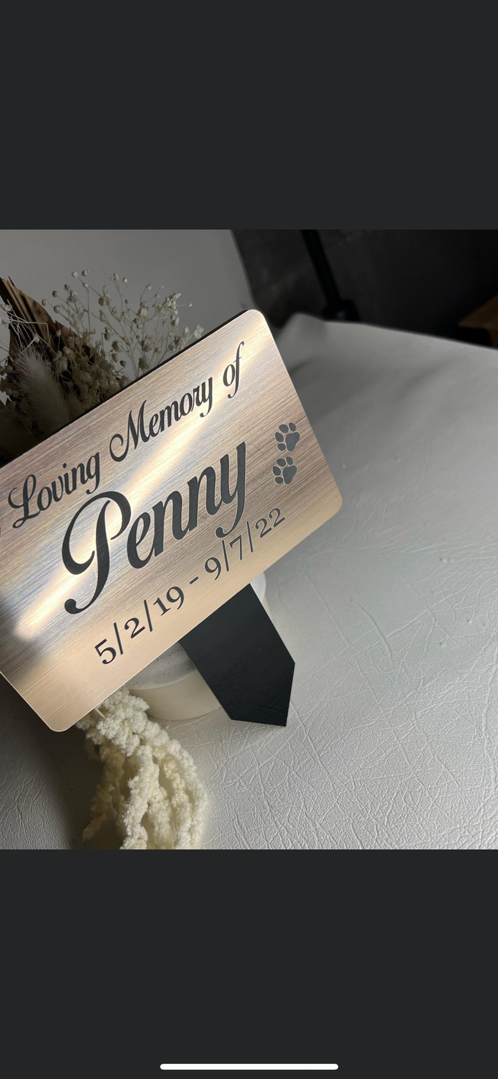 Pet memorial garden plaque