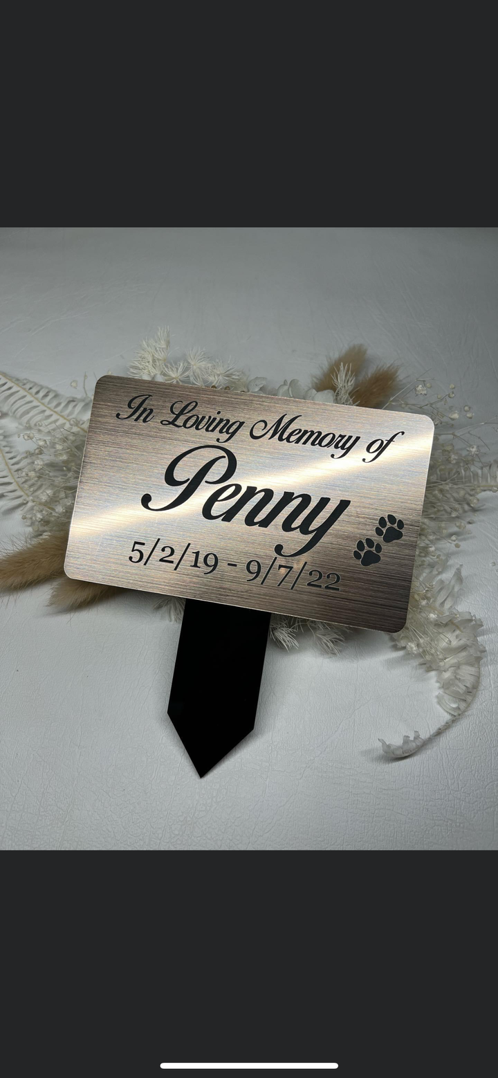 Pet memorial garden plaque