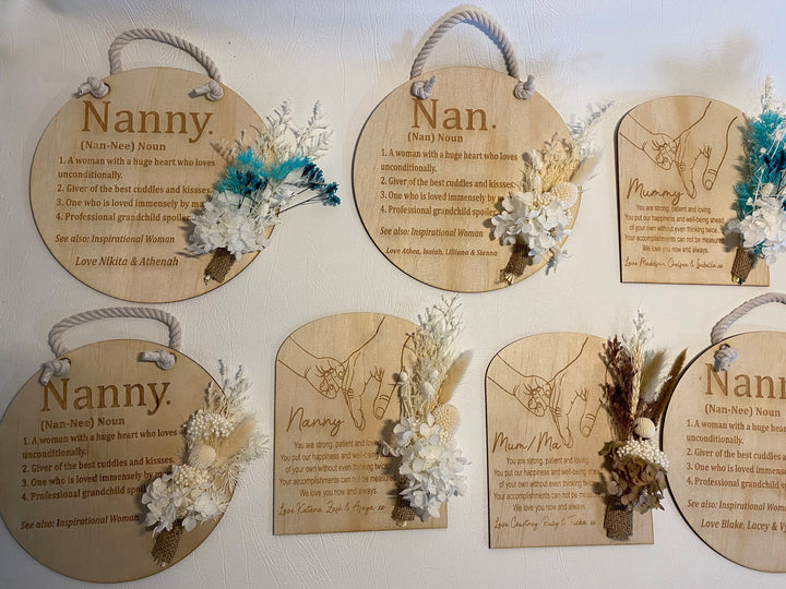 Mothers day circle/arch flower plaque