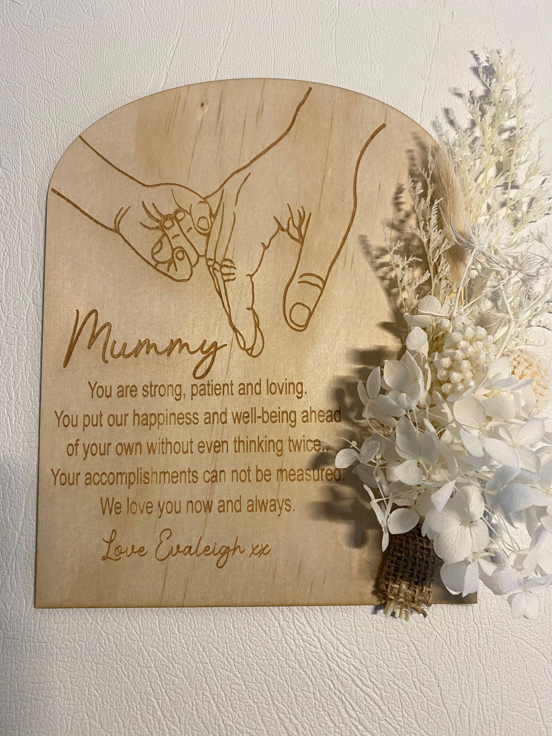 Mothers day circle/arch flower plaque